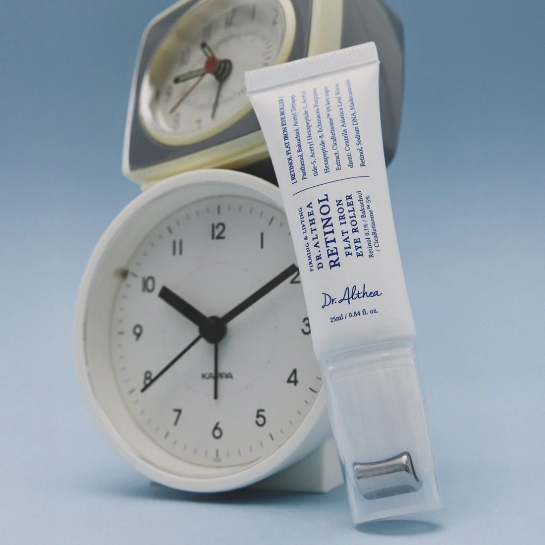 Dr.Althea Retinol Flat Iron Eye Roller 25ml - Image 3