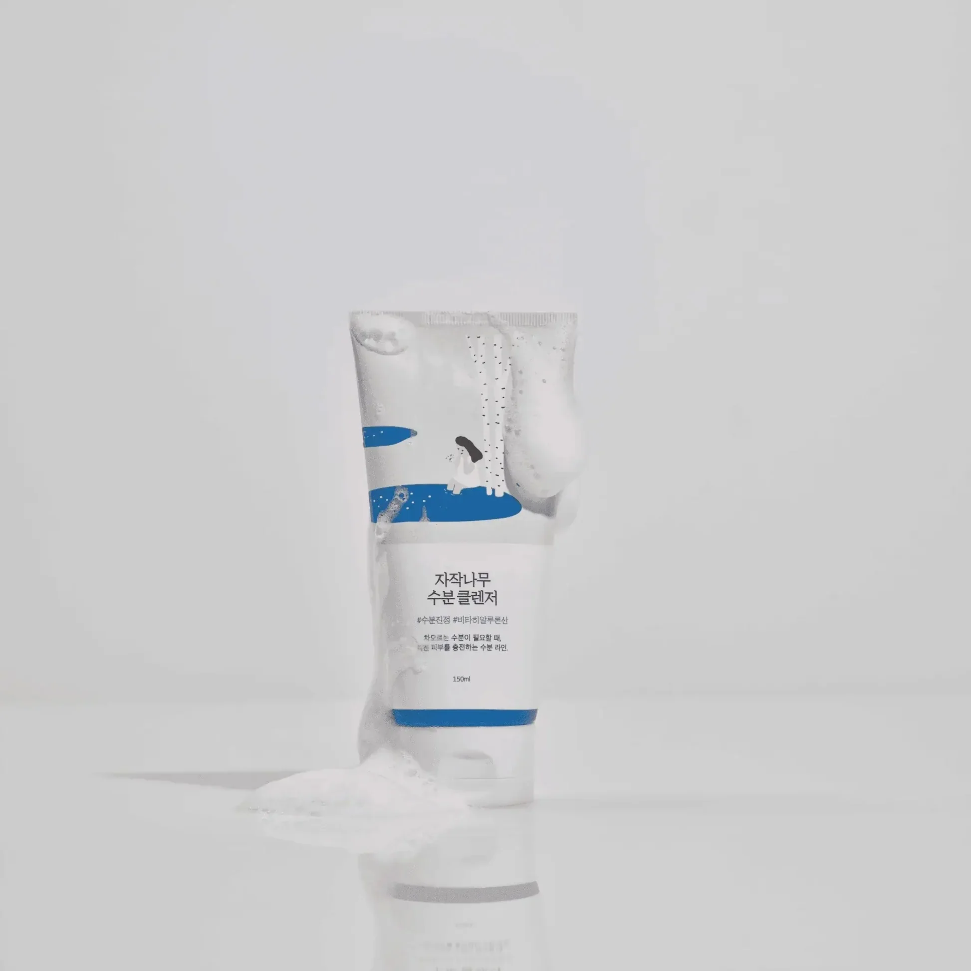 ROUND LAB Birch Juice Moisturizing Cleanser 150ml - Image 3